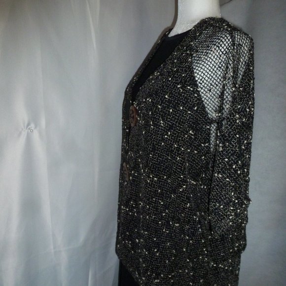 Unique Mirror Image knitted front button tunic top - Picture 2 of 12